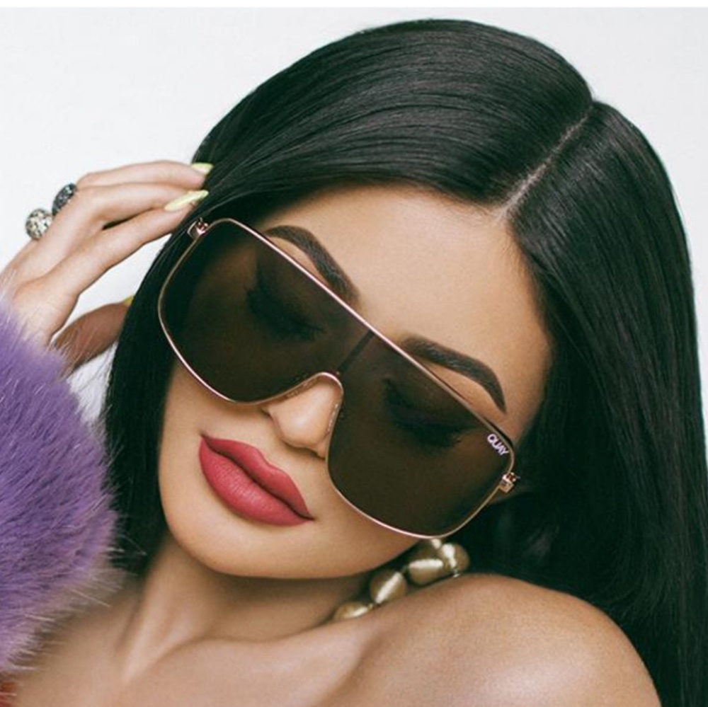Quay × Kylie Jenner "Unbothered"